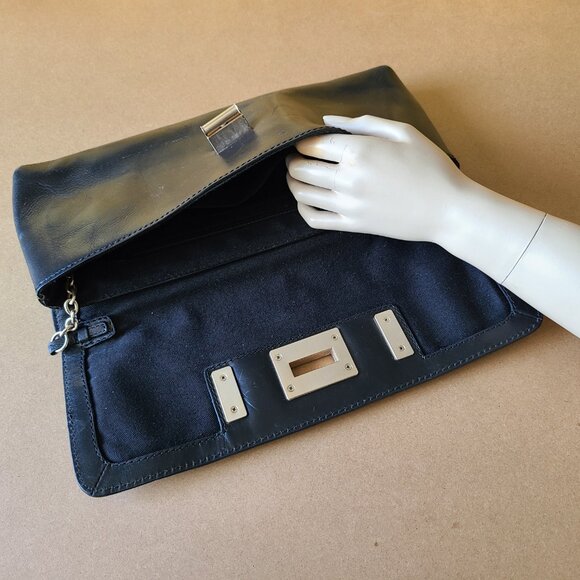 Classy Leather Clutch Purse - Picture 5 of 6
